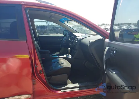 2014 Nissan Rogue Select S z USA, uszkodzony, nr VIN JN8AS5MVXEW200376